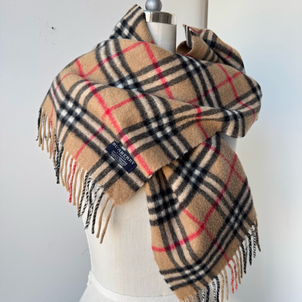 Burberry muffler scarf 💯 Cashmere 60”